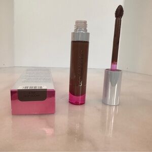 Beautyblender Bounce Deep Mocha 4.75N concealer/highlight/contour